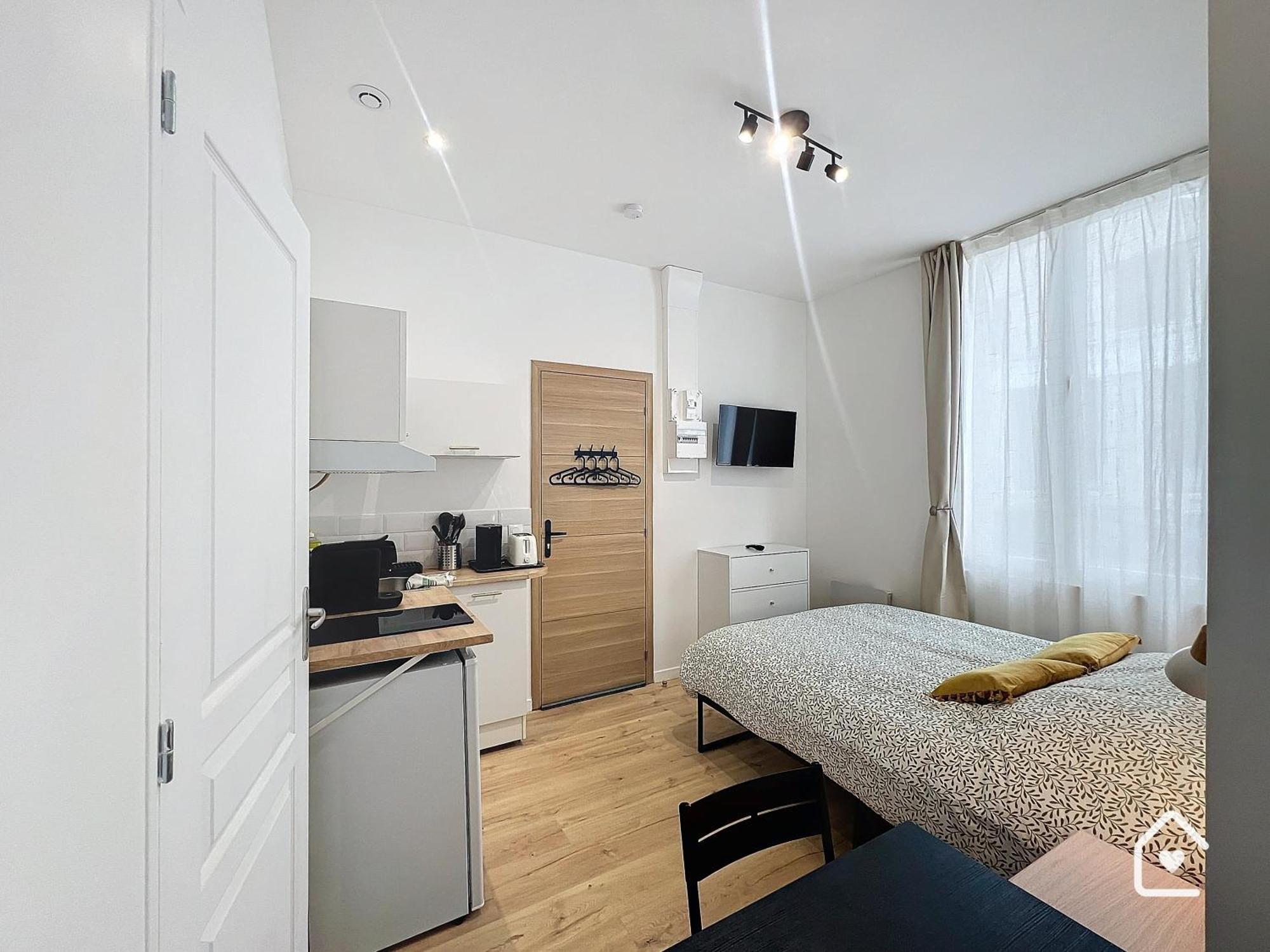 Studios - 1 Min Gare Chatellerault - Entree Autonome - 外观 照片
